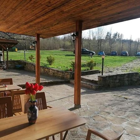 Чичо Томовата Колиба Hotel Tryavna Eksteriør billede